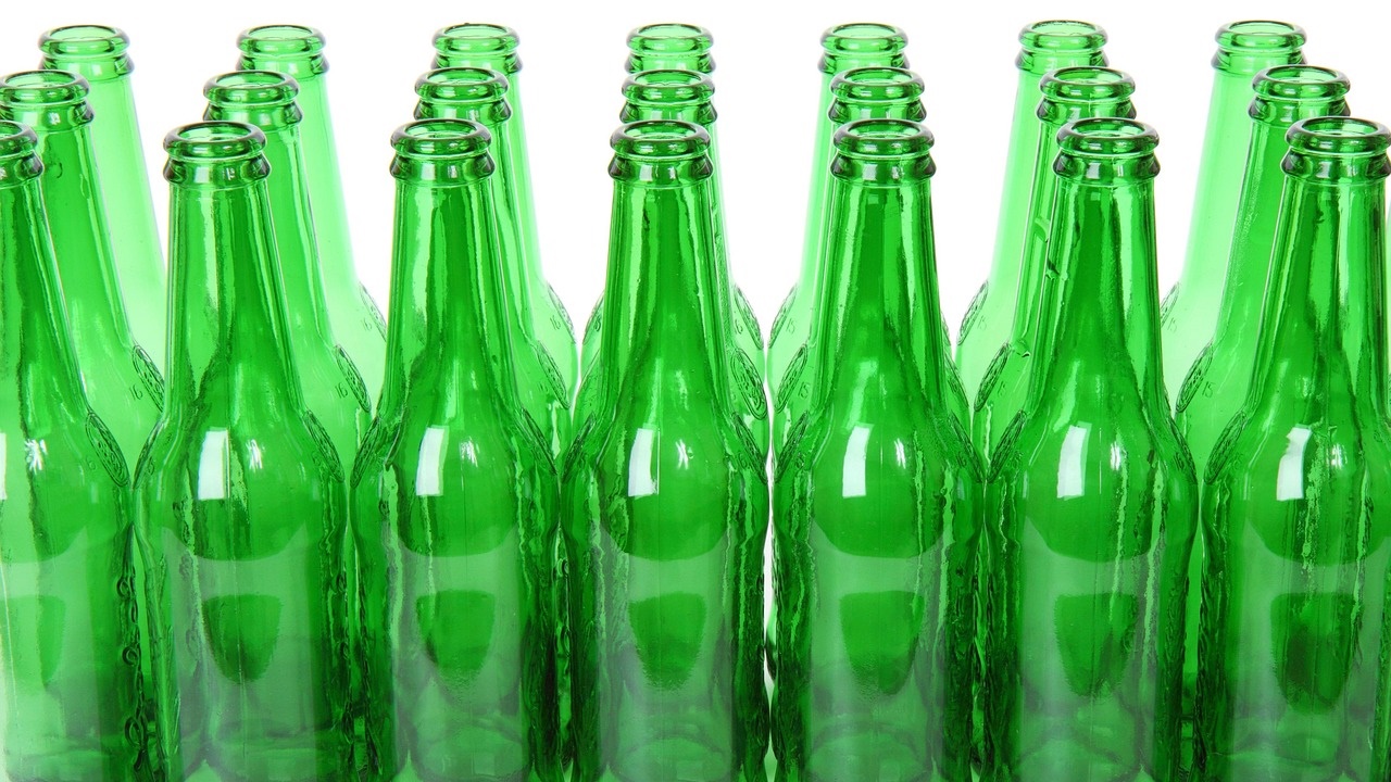 Wielka zbiórka szkła w Hajnówce - wymień butelki na wrzosy