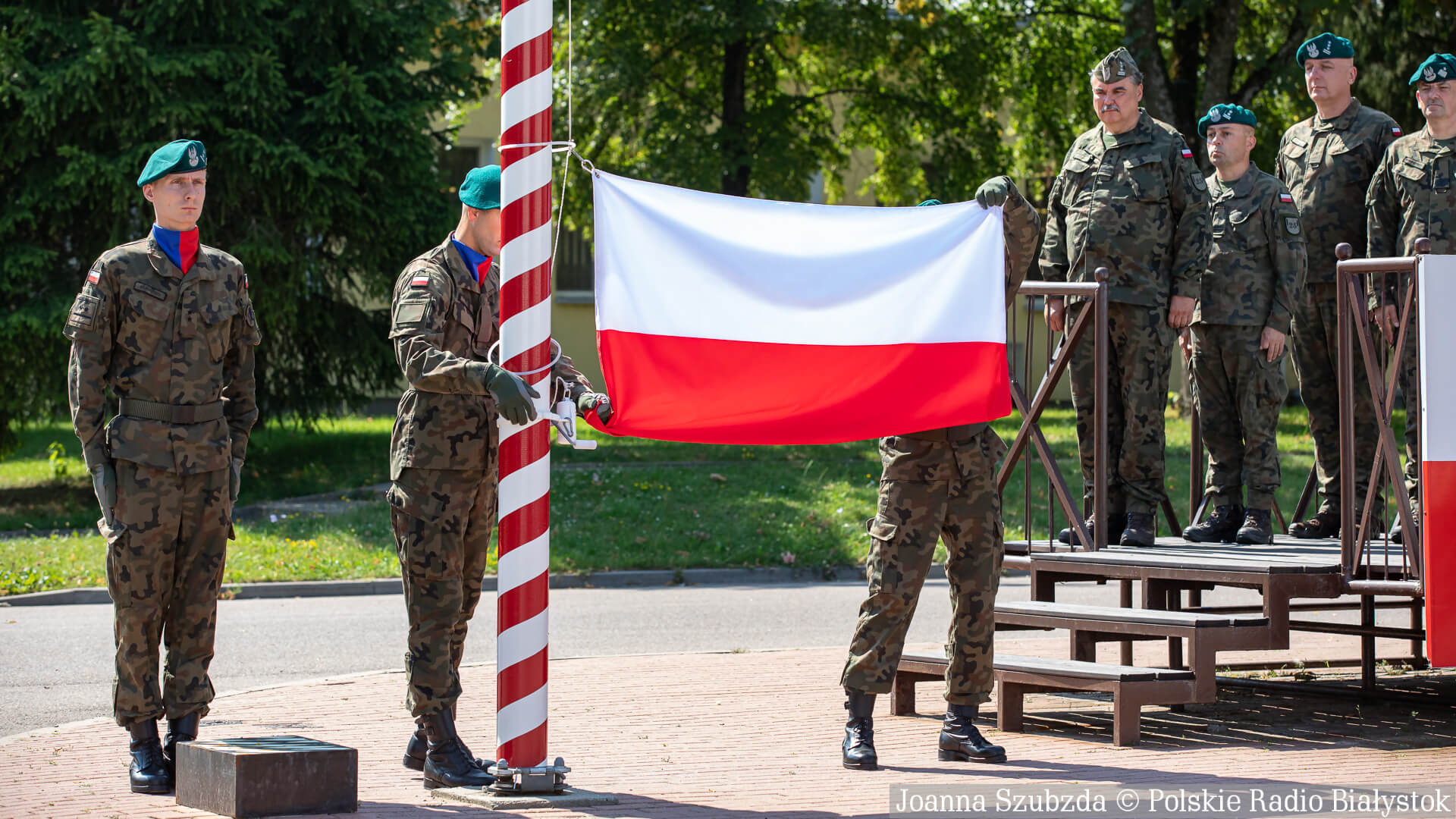 Dzień Flagi Rzeczpospolitej Polskiej. W Białymstoku m.in. pokaz musztry