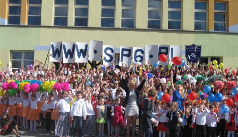Lipdub na 50-lecie Szkoły Podstawowej nr 6 w Suwałkach, fot. Iza Kosakowska