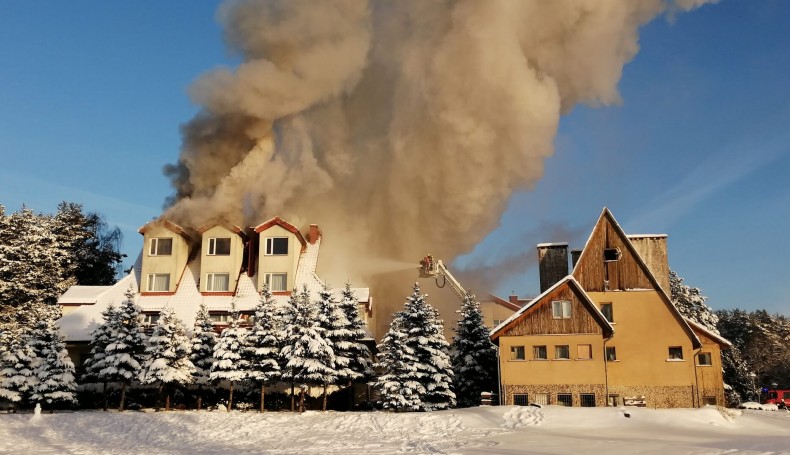 Ogromny pożar hotelu w Augustowie, fot. Słuchacz
