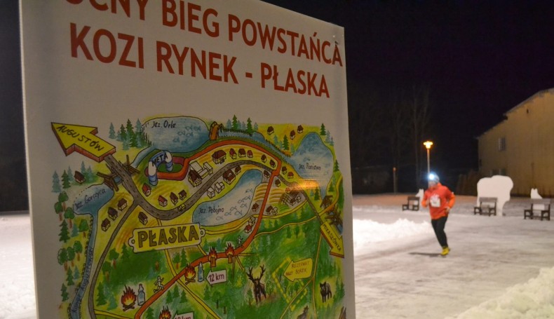 55 biegaczy wzięło udział w Nocnym Biegu Powstańca Styczniowego w gminie Płaska, fot. Marcin Kapuściński