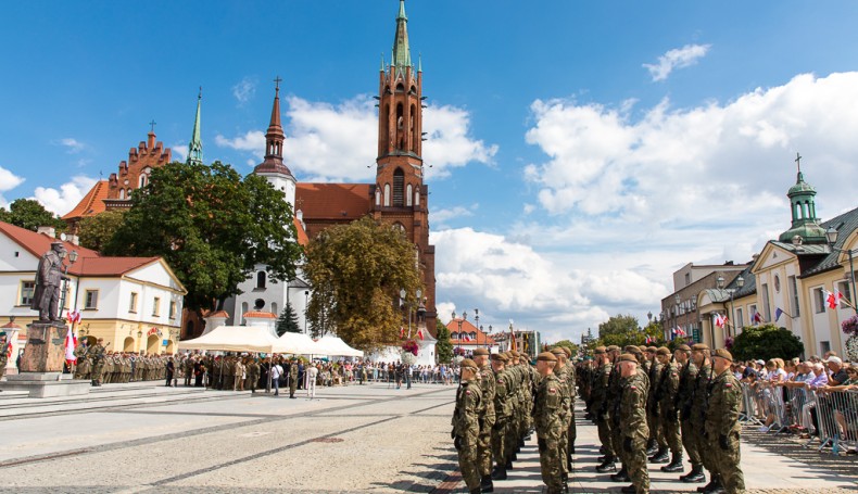 Wojewódzkie obchody Święta Wojska Polskiego w Białymstoku, fot. Monika Kalicka