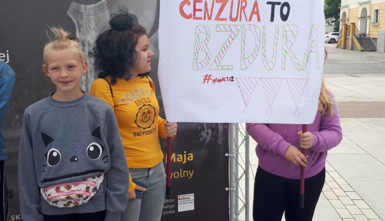 Protest przeciwko nowej dyrektywie unijnej, Suwałki, 30.06.2018, fot. Areta Topornicka