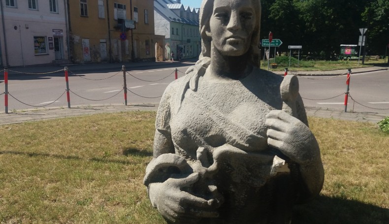 Pomnik Matki Polki - fot. Marcin Kapuściński