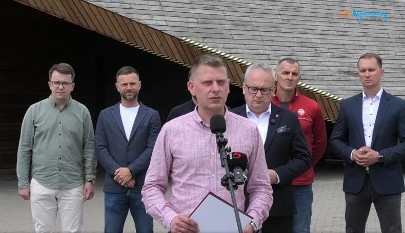 Konferencja prasowa burmistrza Augustowa nt. sytuacji w Augustowskim Klubie Sportowym "Sparta", źródło: Augustów.org, screen