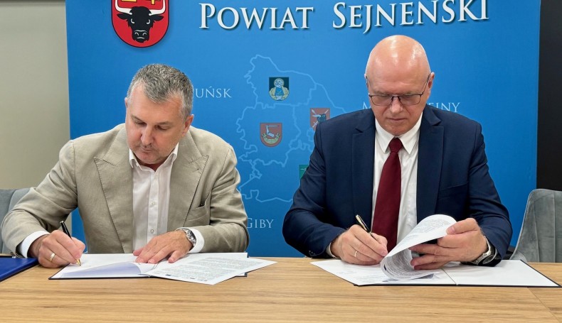 Podpisanie umowy na rozbudowę Zakładu Pielęgnacyjno-Opiekuńczego w Sejnach, 7.07.2025, fot. Anna Auron-Wasilewska