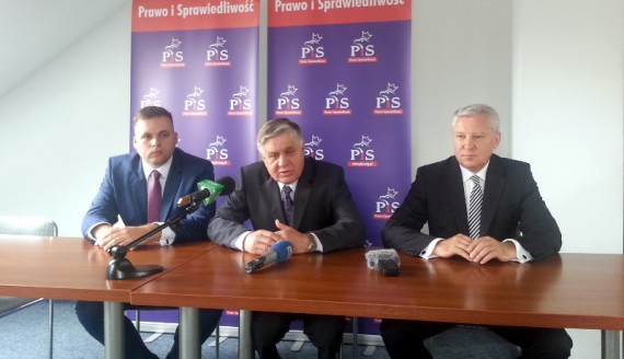 Konferencja PiS w Białymstoku, 21.06.2015, fot. Wojciech Szubzda