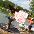 Konstruktorzy pływadeł przy pracy, foto: Monika Kalicka