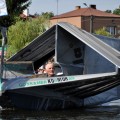 "Gossamer Kormoran", II miejsce w XVIII Mistrzostwach Polski w Pływaniu na Byle Czym, nagrodę - 6 tys. zł - ufundował marszałek województwa podlaskiego Jarosław Dworzański, Augustów, 4.08.2013, fot. Joanna Żemojda