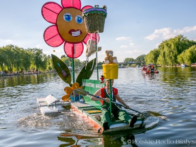 "Augustów Wypoczynkowy - Kwiat Północnego Wschodu", Pływanie na Byle Czym 2017, fot. Joanna Żemojda