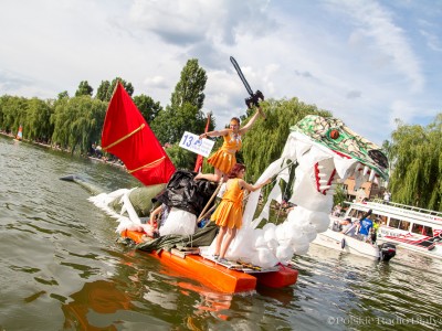 Pływanie na Byle Czym 2016, fot. Joanna Żemojda