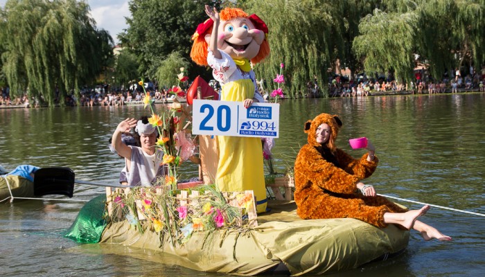 Pływanie na Byle Czym 2016, fot. Joanna Żemojda