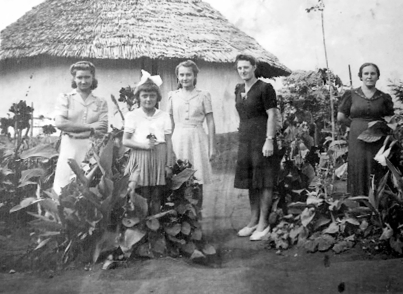 W Afryce w obozie w Tangenice 1944 rok – pani Apolonia Dobrzyńska z Krypna 1944 rok fot. z archiwum rodzinnego