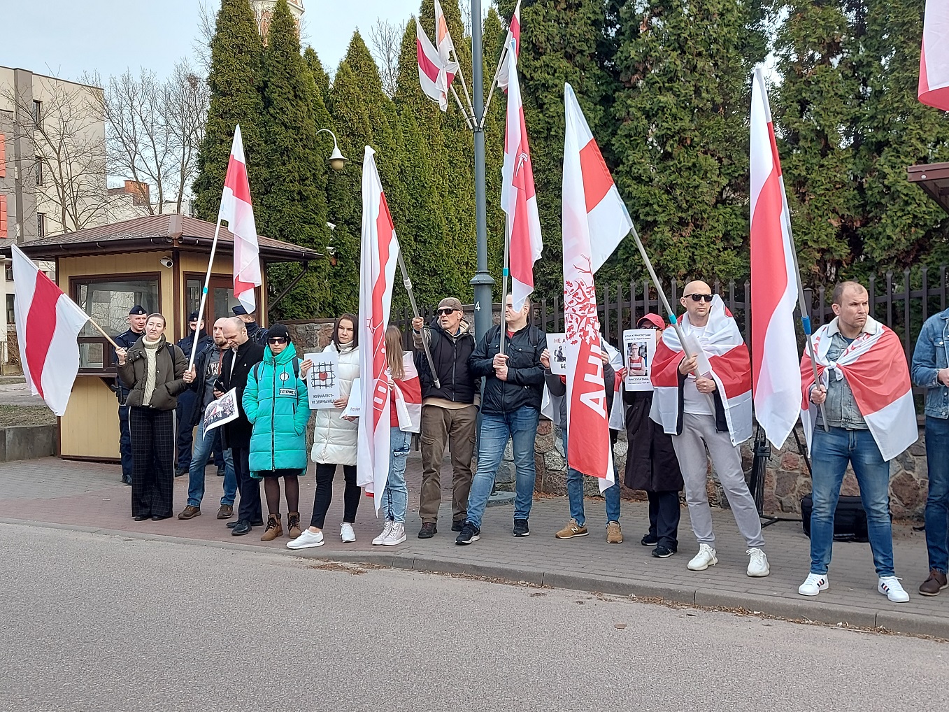 Białorusini protestują w Białymstoku przeciwko reżymowi Aleksandra Łukaszenki, 19.03.2023, fot. Anna Petrovska