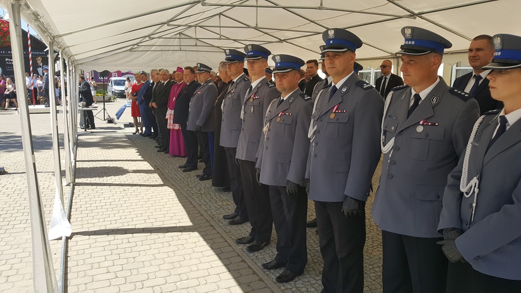 Policjanci z Bielska Podlaskiego mają nowy sztandar