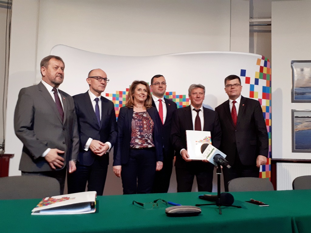 Elektroniczny, szybszy i łatwiejszy dostęp do dokumentów geodezyjnych - nowy projekt w Podlaskiem