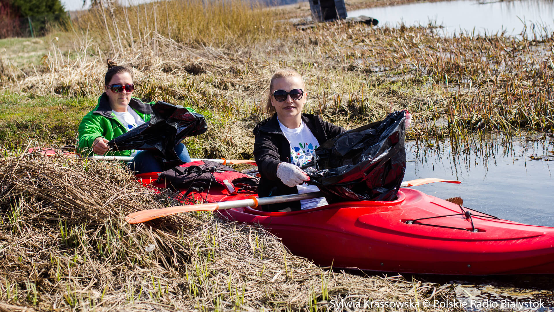 Kilkudziesięciu wolontariuszy posprzątało Dolinę Górnej Narwi i jej okolice, fot. Sylwia Krassowska
