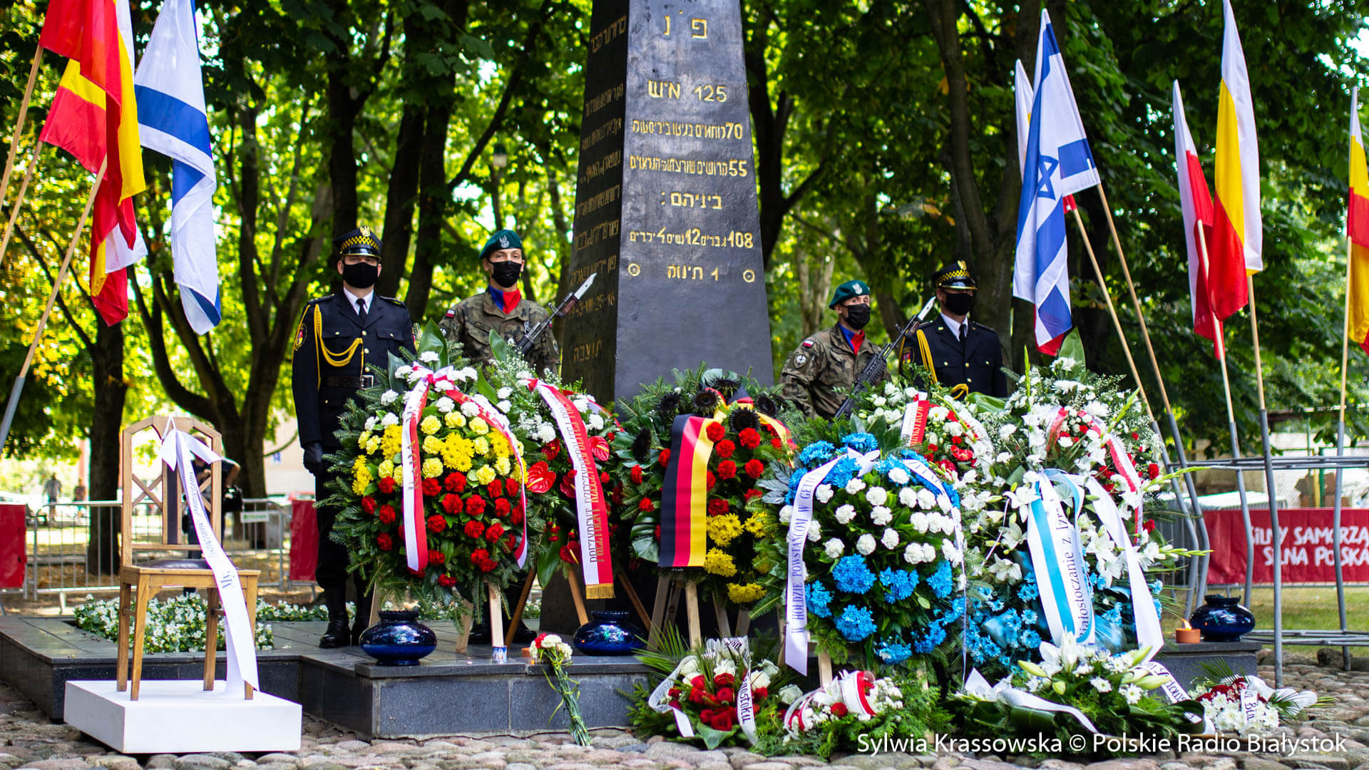 W Białymstoku uczczono 77. rocznicę wybuchu powstania w getcie, fot. Sylwia Krassowska