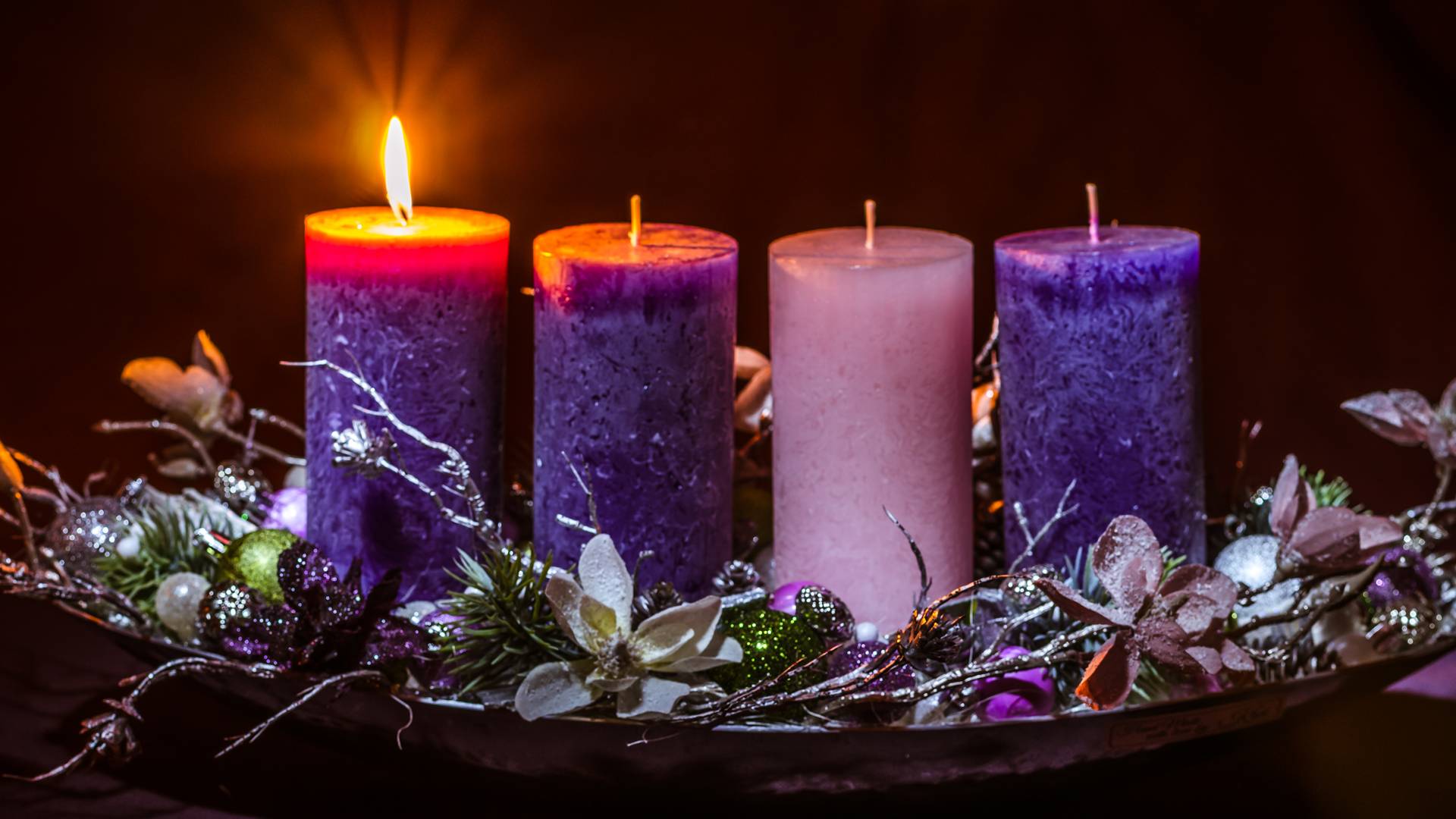 W Kościele katolickim rozpoczyna się Adwent. Jak go adekwatnie przeżyć?