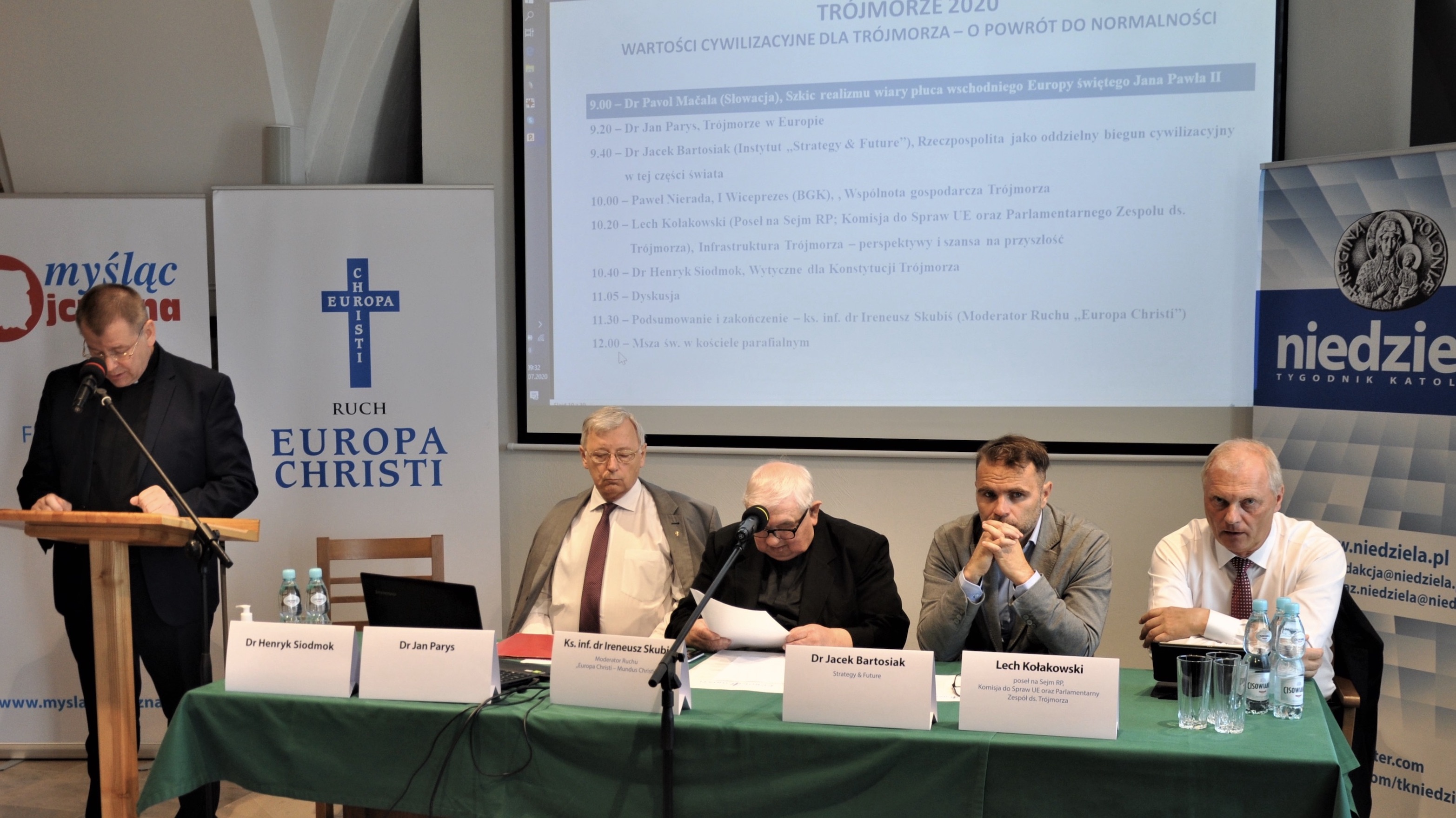 Spory polityczne, które mają miejsce w Polsce są tak naprawdę sporami cywilizacyjnymi - mówi ks. dr Ireneusz Skubiś