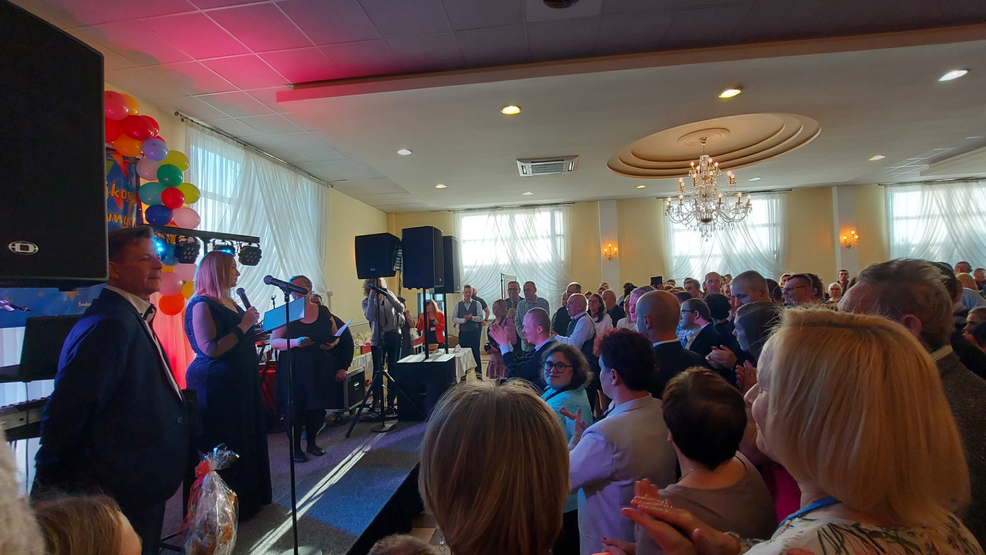 Był polonez, przeprowadzono też wybór królowej i króla