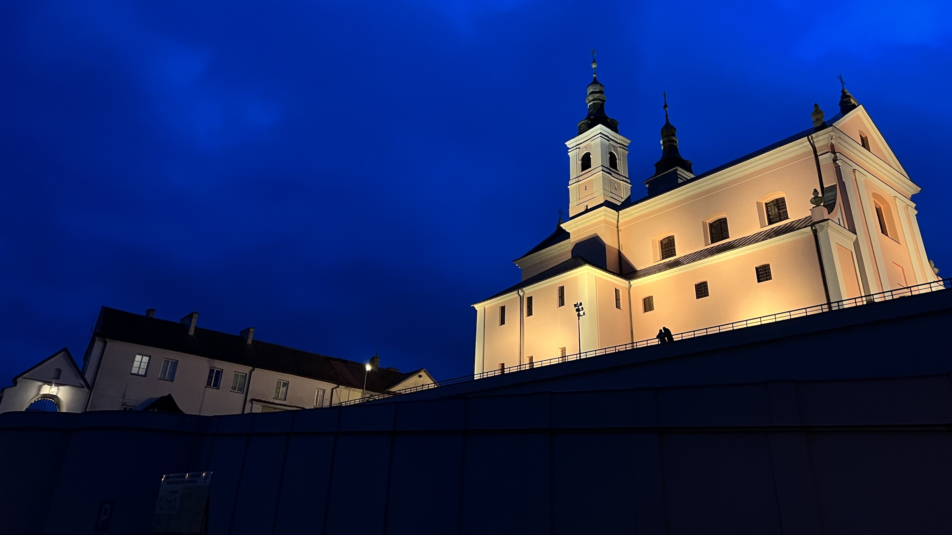 Co dzieje się w klasztorze wigierskim nocą?