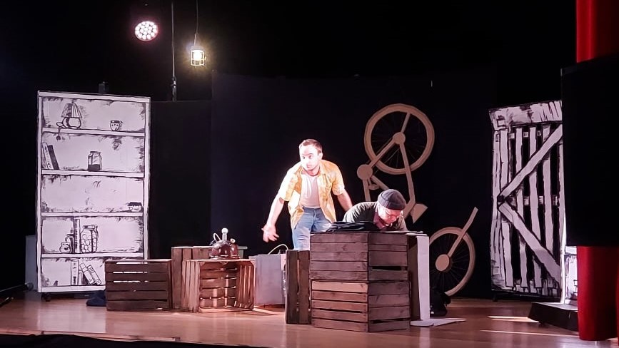 Przedpremierowy spektakl „Słoiki, czyli skrócony kurs robienia przetworów”