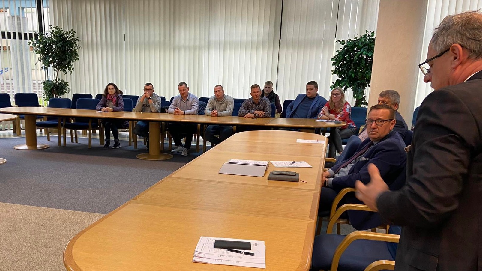 Mieszkańcy bloków przy ulicy Franciszkańskiej nie wykluczają, że dołożą się do budowy w tym rejonie parku i miejsc parkingowych