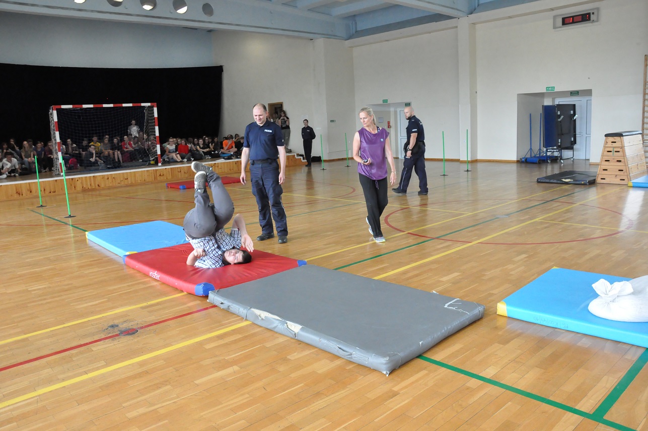 Suwalska policja szuka chętnych do pracy