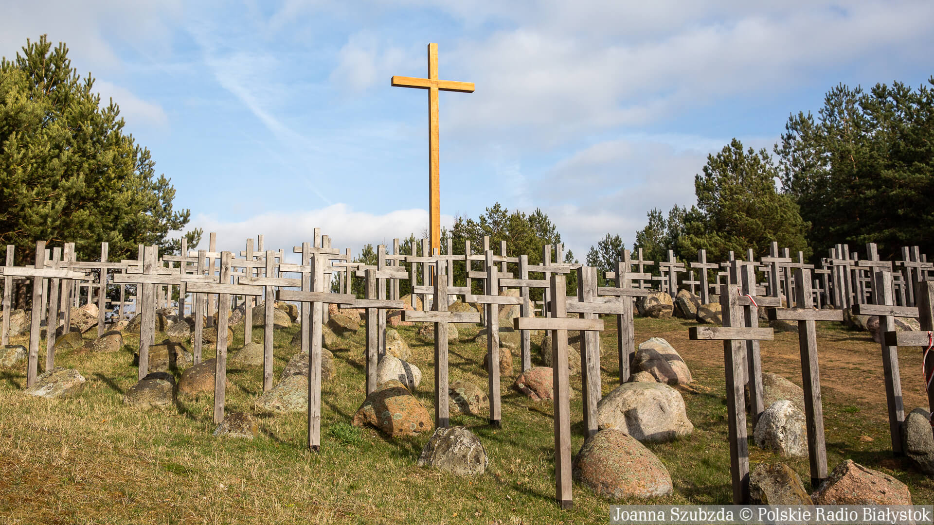 Wzgórze Krzyży w Gibach upamiętniające ofiary Obławy Augustowskiej, fot. Joanna Szubzda
