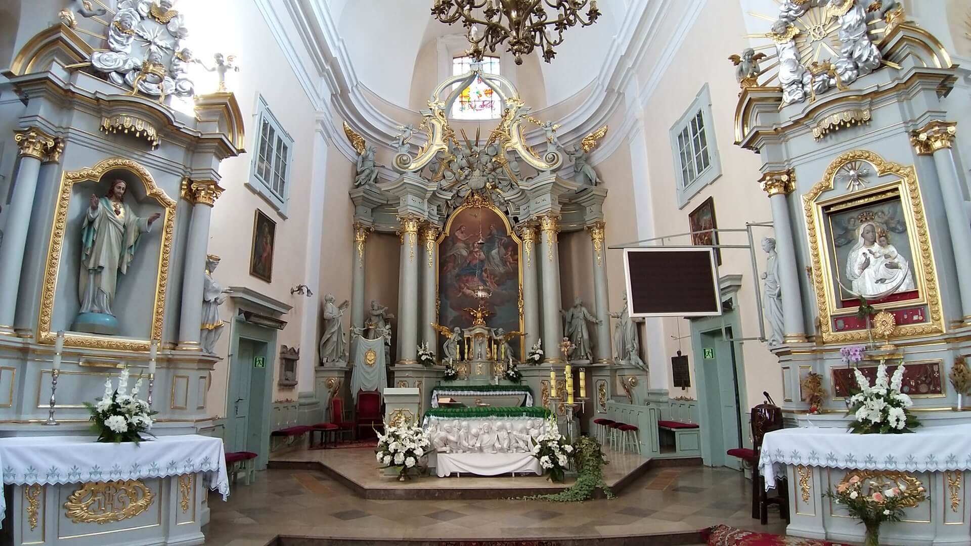 Parafia pw. Trójcy Przenajświętszej w Ciechanowcu, fot. Grzegorz Pilat