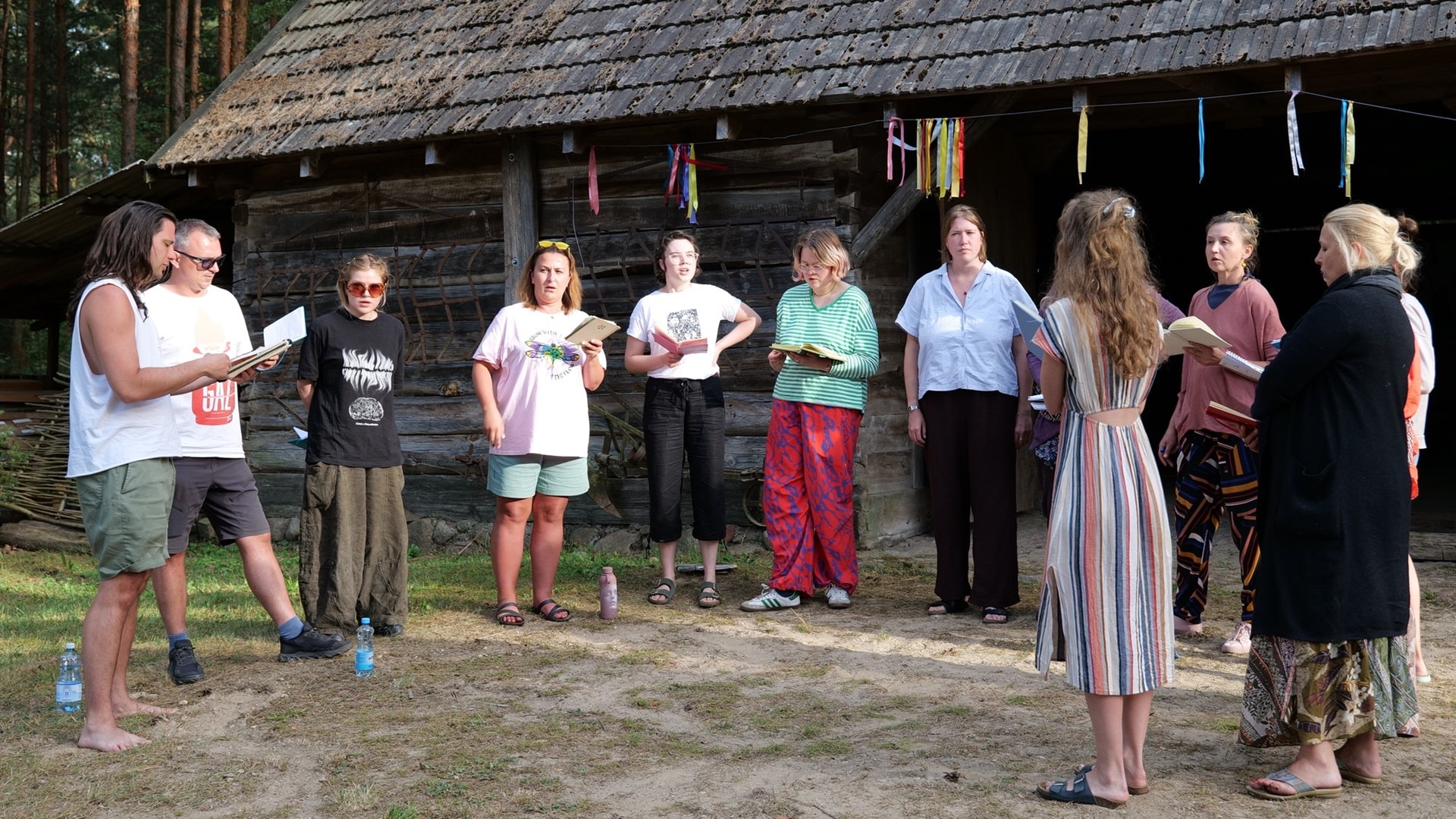 "Meandry - letnia szkoła tradycji" w Koźlikach. Śpiew, wycinanki i potańcówki