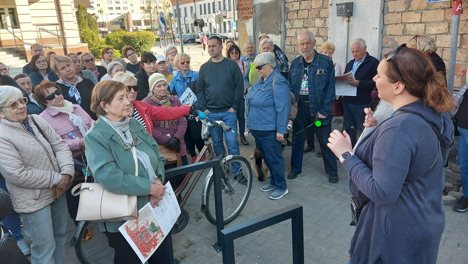 W majowe czwartki w Białymstoku zaplanowano spacery po popadających w ruinę pustostanach
