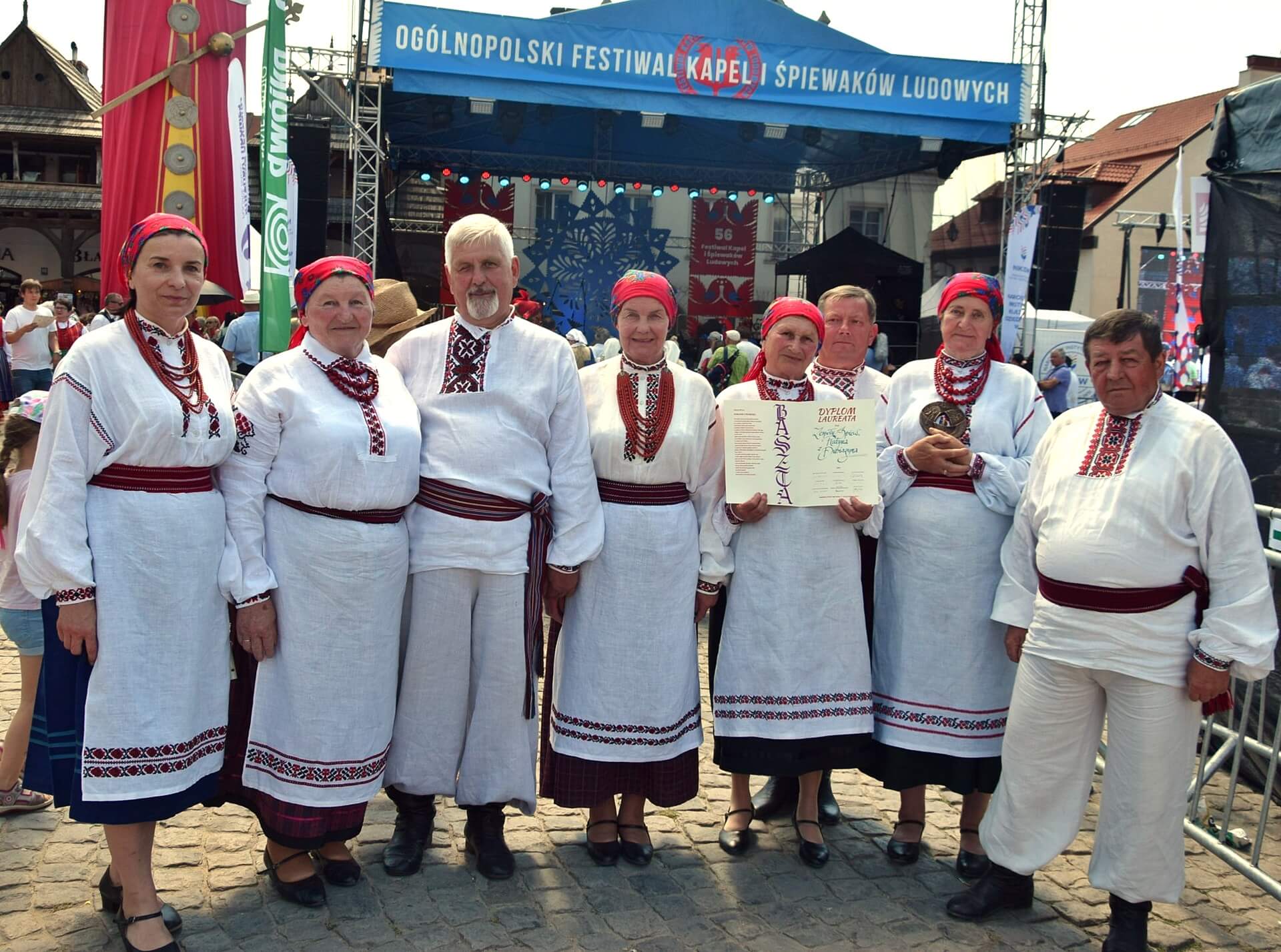 Zespół "Rodyna" zdobył "Basztę" - główną nagrodę 56. Ogólnopolskiego Festiwalu Kapel i Śpiewaków Ludowych w Kazimierzu Dolnym. Źródło fot.: archiwum zespołu "Rodyna".