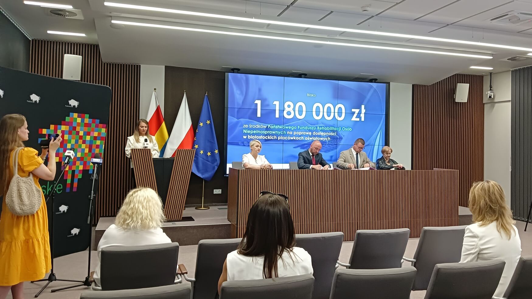 Ponad milion złotych z PFRON dla dwóch białostockich szkół