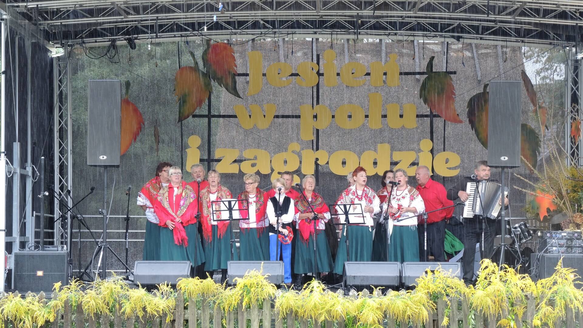 "Jesień w polu i zagrodzie" - festyn w ciechanowieckim skansenie