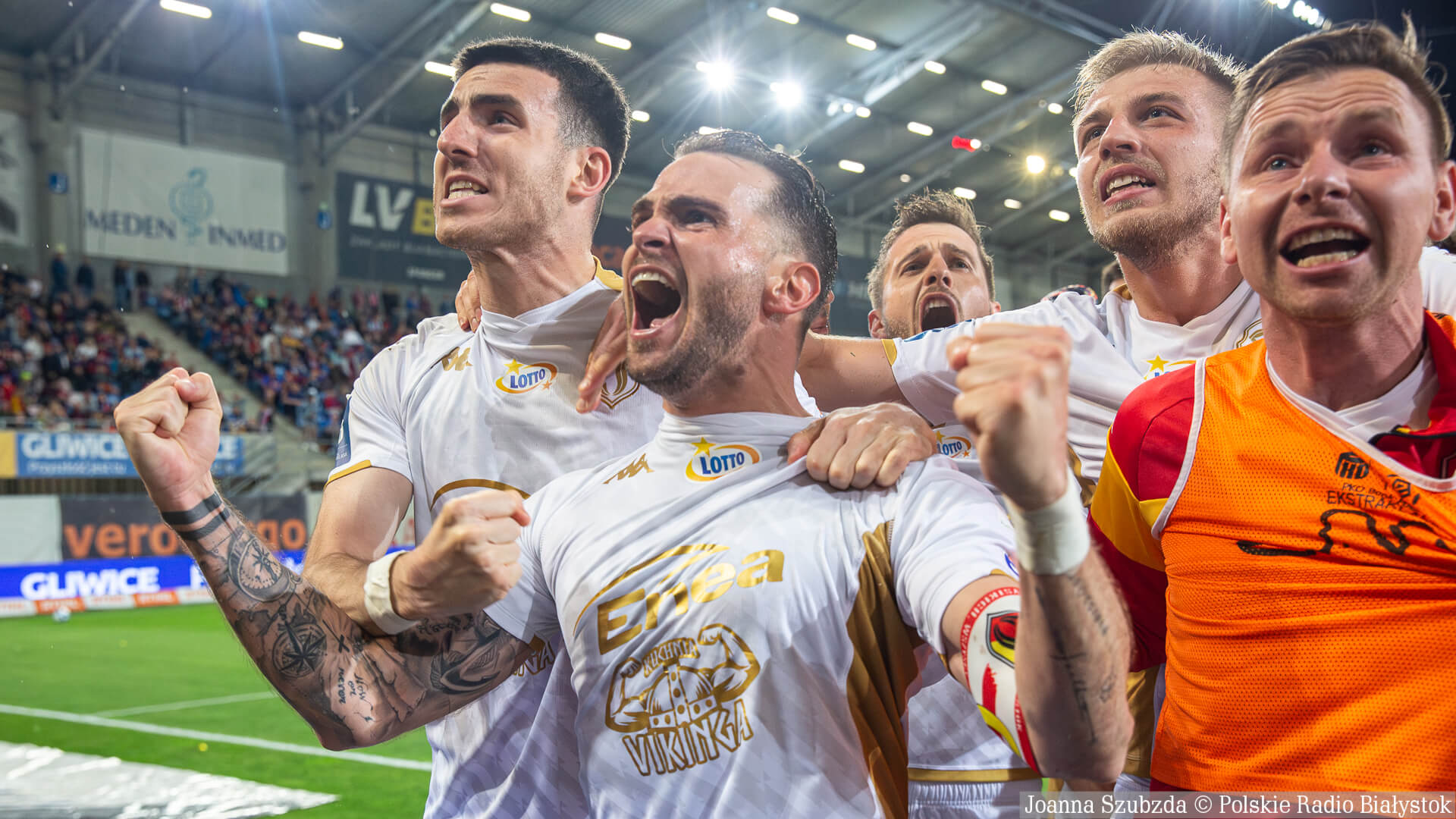 Jagiellonia Białystok fait match nul avec Piast et maintient sa position de leader [zdjęcia, wideo]