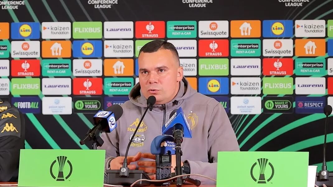 Konferencja prasowa po meczu Jagiellonia Białystok - Hamrun Spartans, 2.10.2025, źródło: www.jagiellonia.pl