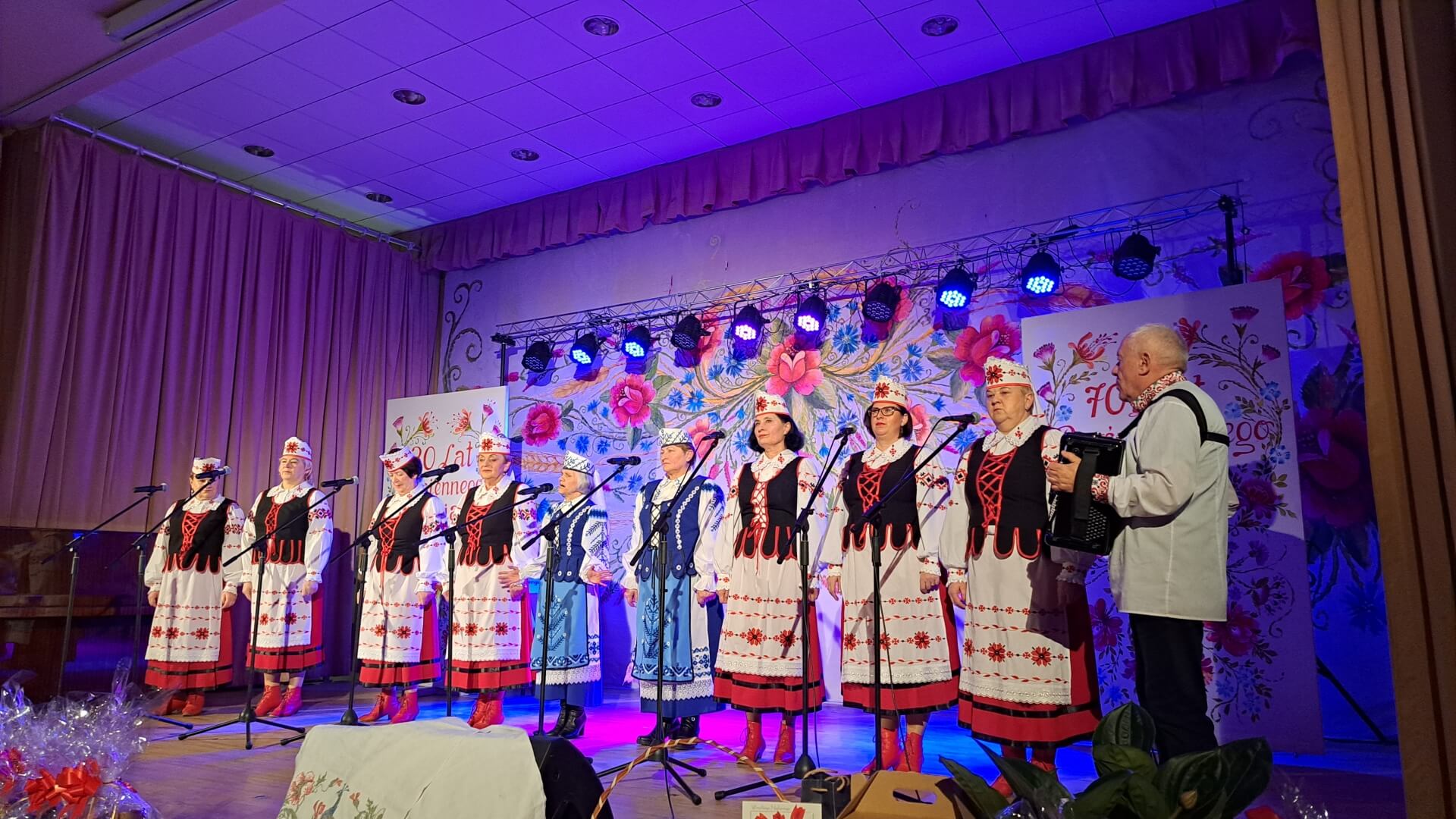 Jubileusze zespołów "Rozśpiewany Gródek" i "Jesienny liść"