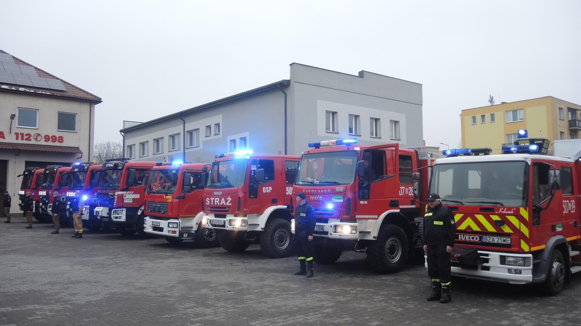 Dwie jednostki OSP z gminy Zambrów mają nowe wozy bojowe