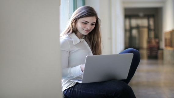Przygotowanie pedagogiczne online – jak zdobyć kwalifikacje bez wychodzenia z domu?