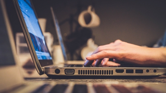 Jak działa Internet światłowodowy i dlaczego jest najszybszym rozwiązaniem na rynku?