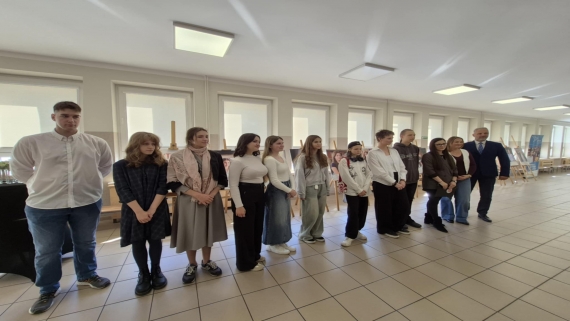 Wystawa o młodzieży - migrantach w Białymstoku 13.10.2025