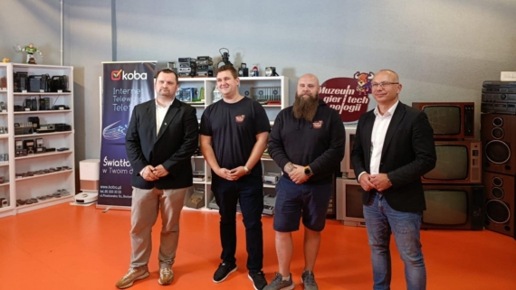 Konferencja zapowiadająca premierowe Mistrzostwa Podlasia EA Sports FC 26!, 15.09.2025, źródło: Facebook/ Chorten Arena