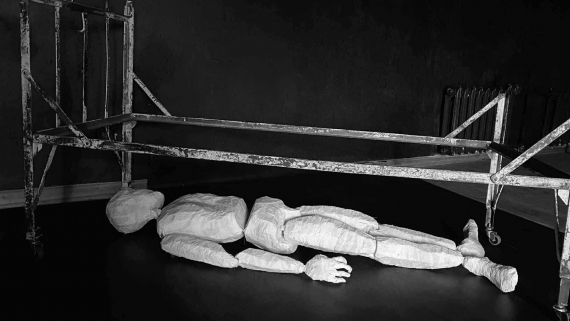 Premiera spektaklu "Czekaj na mnie" na scenie Akademii Teatralnej