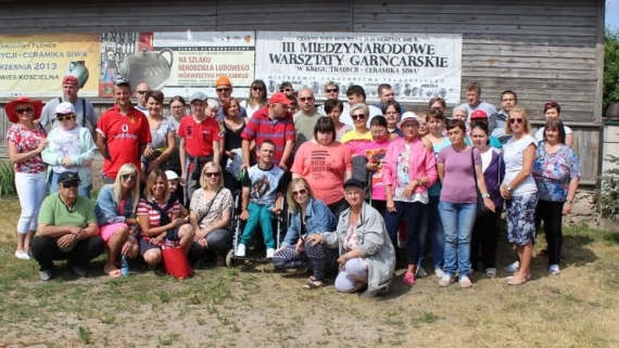 Stowarzyszenie Przyjaciół ŚDS “Zielony Parasol”