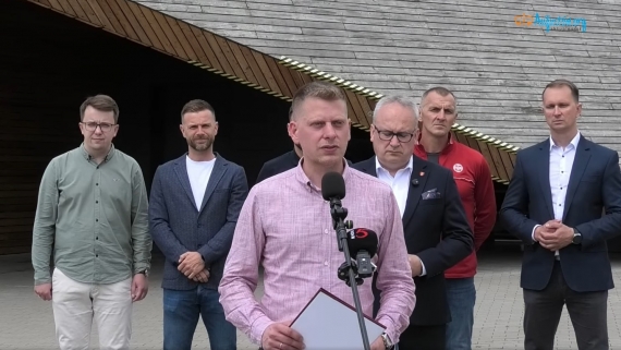 Konferencja prasowa burmistrza Augustowa nt. sytuacji w Augustowskim Klubie Sportowym "Sparta", źródło: Augustów.org, screen