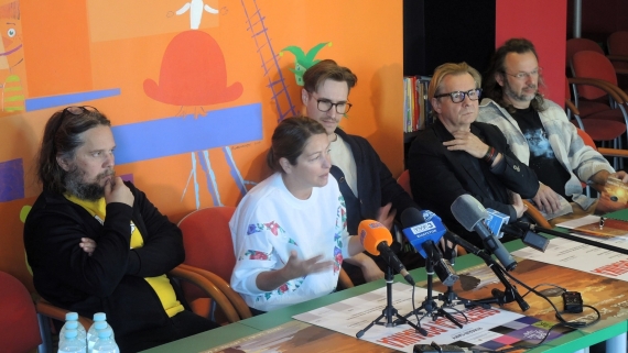 Konferencja prasowa na temat 38. sezonu Teatru Lalki i Aktora w Łomży, 25.09.2025, fot. Adam Dąbrowski