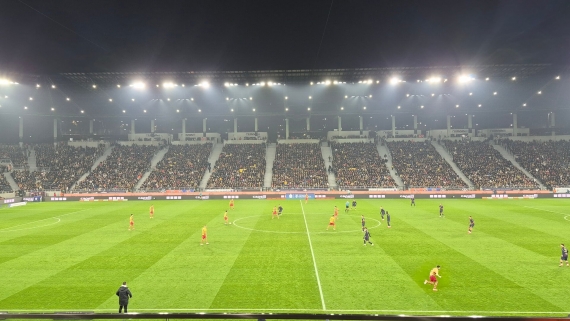Pogoń Szczecin - Jagiellonia Białystok, 9.11.2025, fot. Wojciech Szubzda