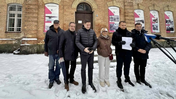 Za dwa lata mieszkańcy oraz turyści będą mogli korzystać z wyremontowanego dworca w Augustowie, 26.11.2025, fot. Marta Sołtys